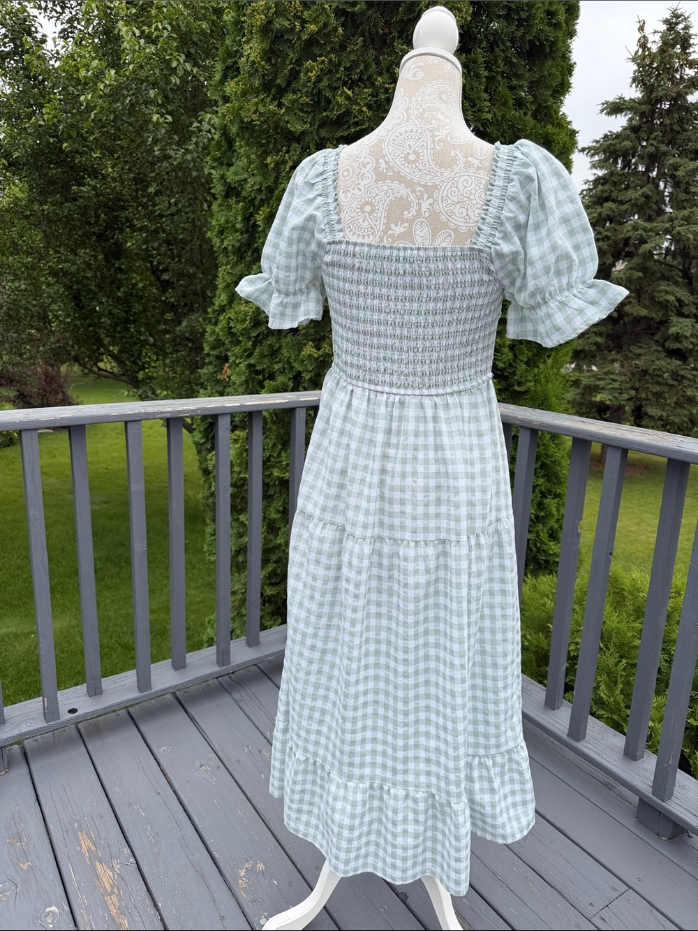 Smocked Square-Neck Gingham Midi Dress in Light Sage sz M - Picture 4 of 7